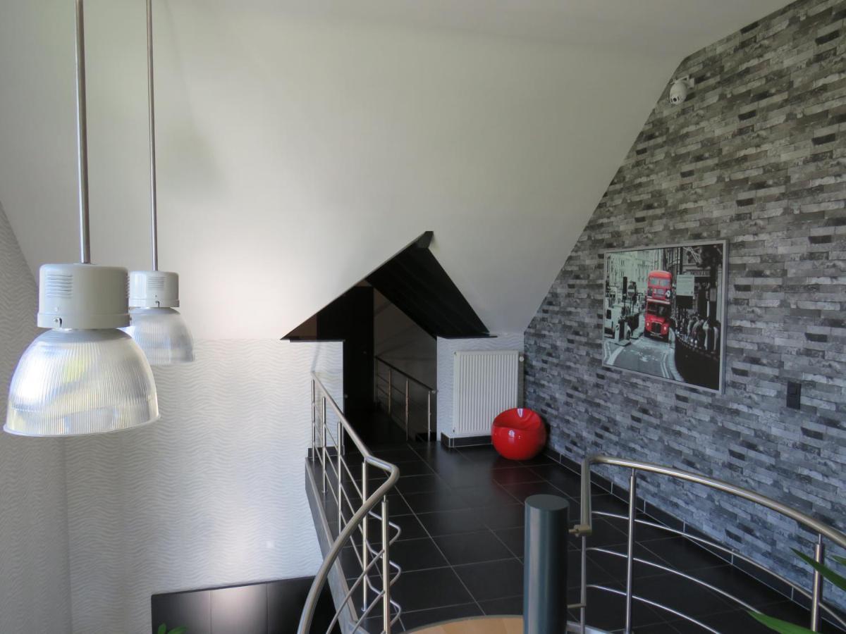 Oxygen House, Holiday And Team Building 奥维法特 外观 照片