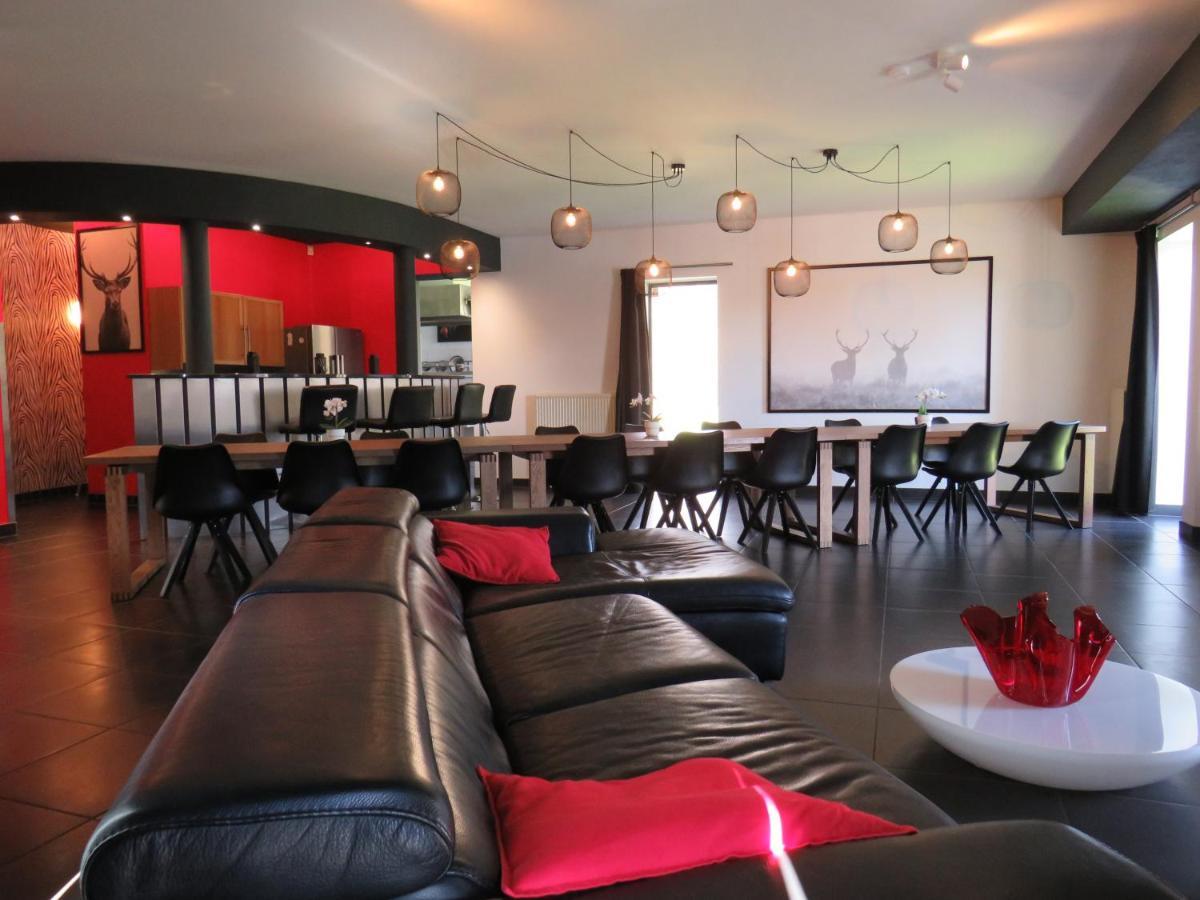 Oxygen House, Holiday And Team Building 奥维法特 外观 照片